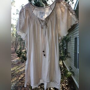 New York Laundry Cream Peasant Blouse